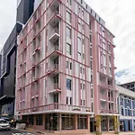 The Rose 507: Studio Apartment With Rooftop Pool