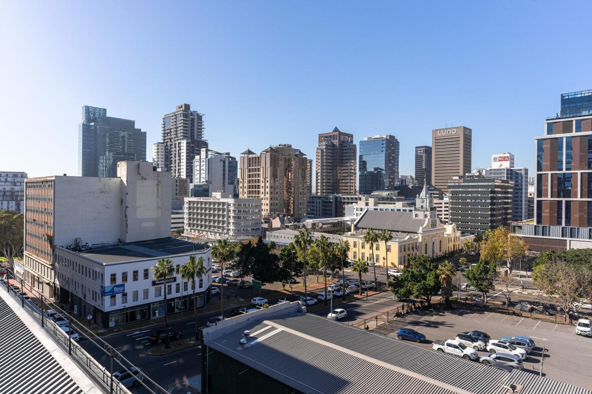 The Rose 507: With Rooftop Pool