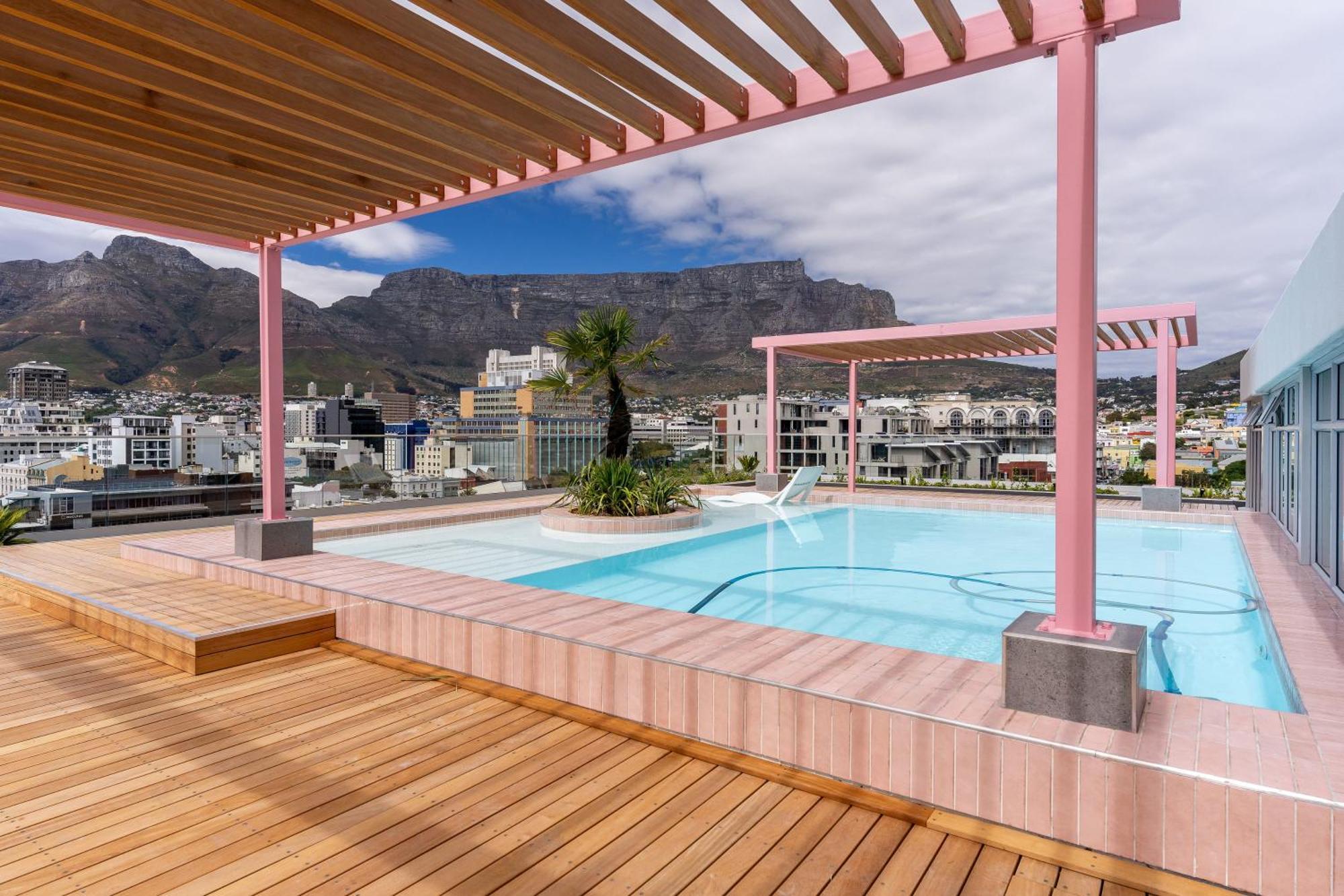 The Rose 507: With Rooftop Pool